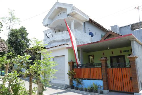 Blitar Hôtel | SPOT ON 93189 Rumah Berkah Syariah