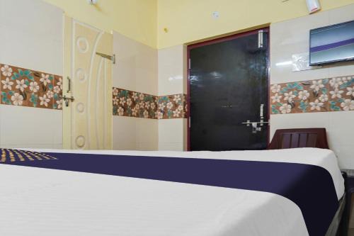 Eluru Hôtel | SPOT ON New ROYAL LODGE