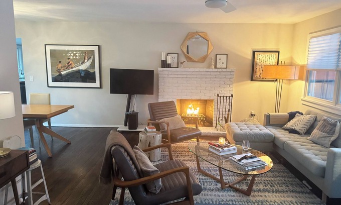 Clearwater Beach Maison | Spotless and Serene 3 Bedroom in Clearwater Beach Community