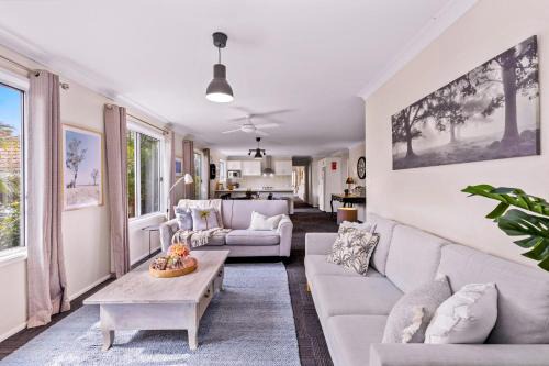 Nowra Maison | Spring Cottage