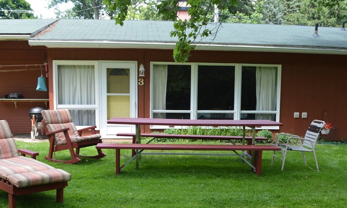 Lakeside Cottage | ** PROMOTION DE PRINTEMPS!** (Voir description) Cottage 2 chambres avec plage privée!