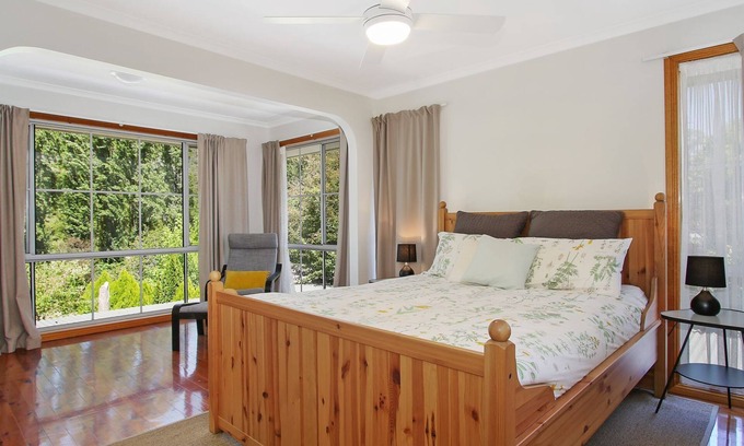 Bright Maison | Canyon Walk House and Unit - Located in the heart of Bright