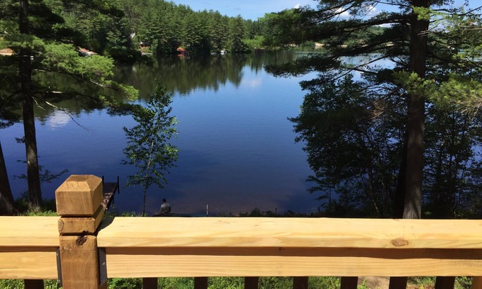 East Wakefield Cottage | Printemps, Eté, Automne et Hiver = Paisible et facile sur Belleau Lake.