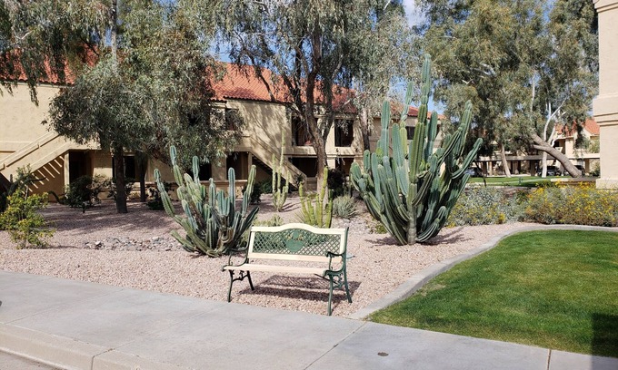 Mission Monterey Copropriété | Spring Training, Tennis, Golf, or Relaxation, this is your happy place.