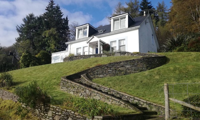 Tighnabruaich Maison | Springbank, beautiful 4 bedroom house with breathtaking views