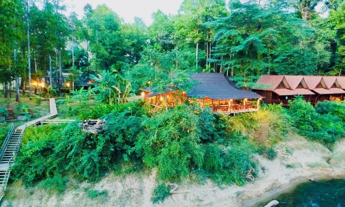 Kong Lor Hôtel | SpringRiver Resort
