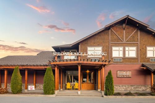 Sproat Lake Hôtel | Sproat Lake Landing Resort