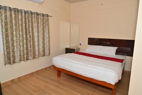 Kamalapur Maison | SPS EMPIRE HOME Stay