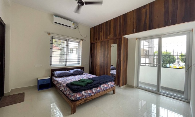 Agara Appartement | SSN HomeStays in Bangalore Near La Casa