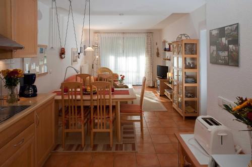 Kuehlungsborn Hôtel | Störtebeker 14