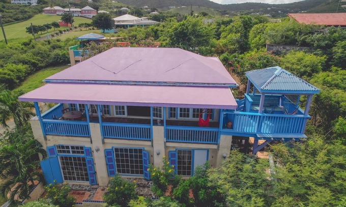 Cotton Valley Maison | Ultimate Island living! 2 bdrm 1 bath house pool and stunning views on East End