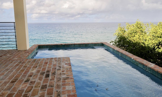 Estate La Vallee Villa | OCÉANS À CANE BAY - ST. LA PLUS NOUVELLE ET PLUS LUXUEUSE VILLA OCEANFRONT DE CROIX!