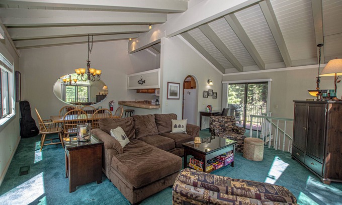 Lake Forest Copropriété | St. Francis # 18 by Hauserman Rentals