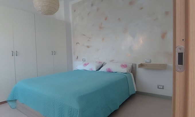Borgomanero Appartement | St. John House. Downtown apartment, pets allowed