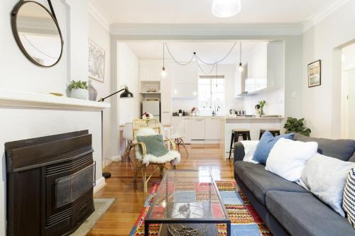 Saint Kilda South Appartement | St Kilda Staycation in a Family Friendly Art Deco Apartment