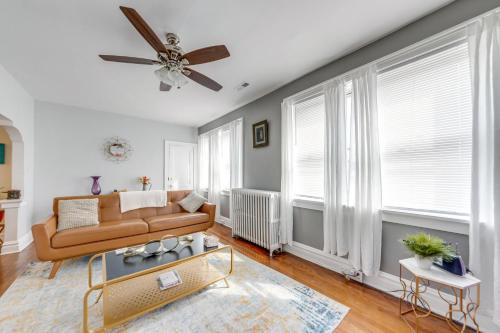 Beverly Hills Appartement | St Louis Vacation Rental about 10 Mi to Downtown!