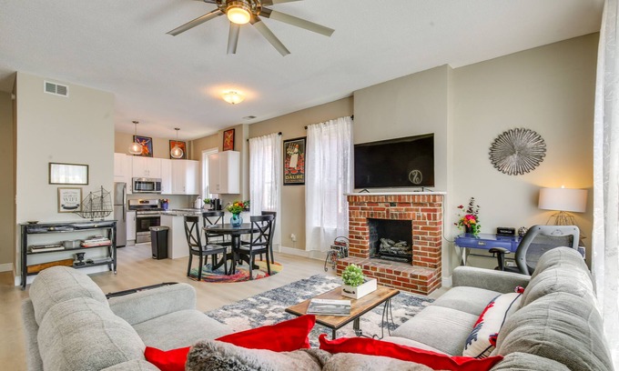 The Gate Copropriété | St Louis Vacation Rental ~ 2 Mi to Downtown