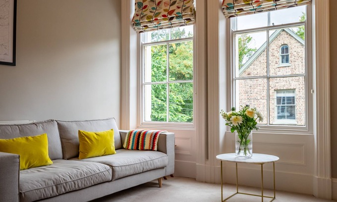Bootham Appartement | St Mary's Haven - a family break that sleeps 4 guests in 2 bedrooms