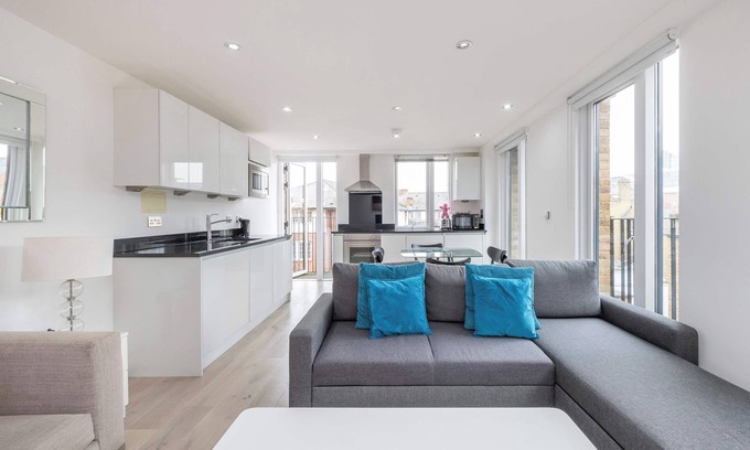 Euston Appartement | Comfortable two bedroom apt in the heart of Euston / Kings Cross Area (CW8)