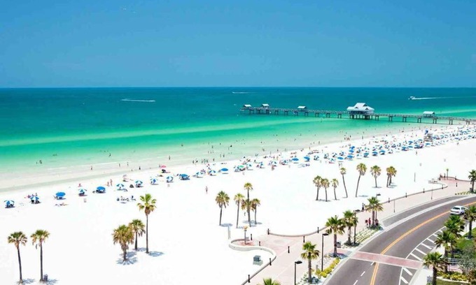 Disston Heights Maison | St. Pete Beach Holiday House