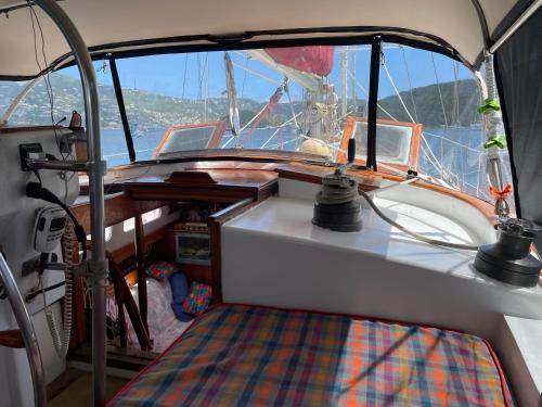 Charlotte Amalie West Location De Bateaux | St Thomas stay on Sailboat Ragamuffin incl meals water toys