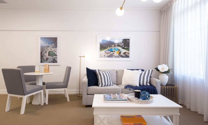 Brisbane Central Business District Appartement | St Tropez, Stylish Apartment with Views over Anzac Square