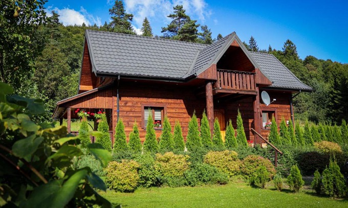 Cisna Maison | Stacja Żubracze