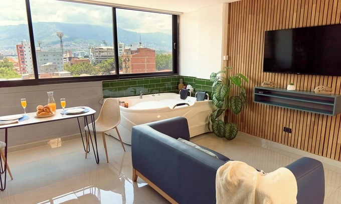 Estadio Appartement | Stadio Comfort with Jacuzzi | Rosa Negra Aparta-Suite