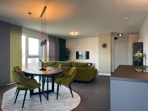 Kropeliner-Tor-Vorstadt Appartement | Stadthafenapartments
