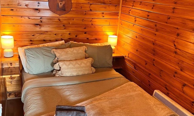 Crianlarich Cabine | Standard Cabin in Crianlarich, West Highland way