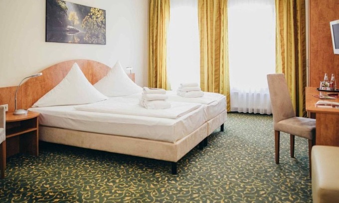 Bad Muskau Maison | Standard double room, shower or bath, WC, - Kulturhotel Fürst Pückler Park