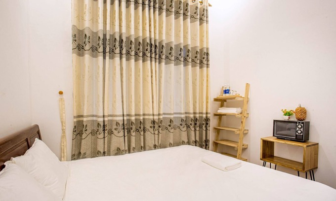 Thuy Xuan Villa | Standard King Room(02 people)