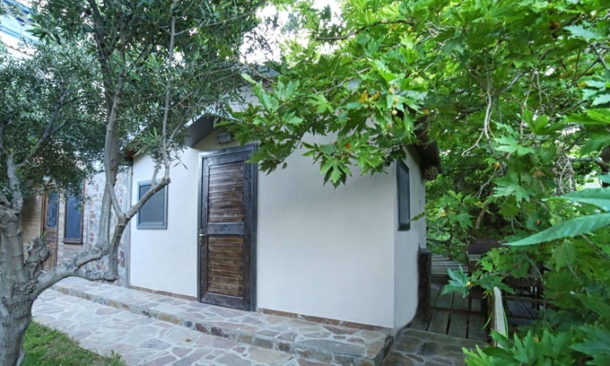 Ikaria Maison | Captain Ikaros - PLATANOS HOUSE