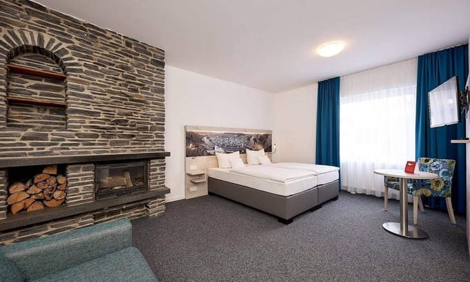 Wehlen Maison | Chambre Économique - Moselhotel Sonnenuhr