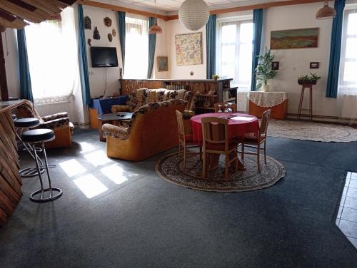 Cakova Appartement | Stará škola - studio apartmán, 4 lůžka