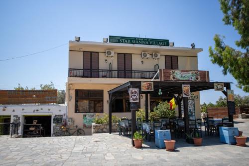 Siana Hôtel | Star Sianna Village Rooms to let