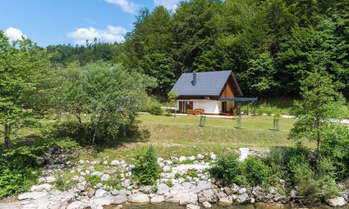 Hrib pri Hinjah Chalet De Ski | Stari Malni 1, Osilnica, Slovenia