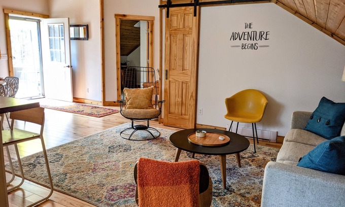 Beaver Island Maison | Belle maison d'hôtes lumineuse et relaxante. Wifi. Près du remorquage