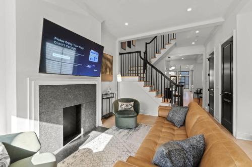 Bloomingdale Maison | Stately DC Rowhome Spacious 7BR & 4BA #DCottage