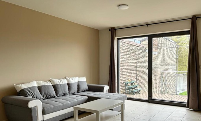 Ransart Maison | Station 64 B1 Charleroi-Airport
