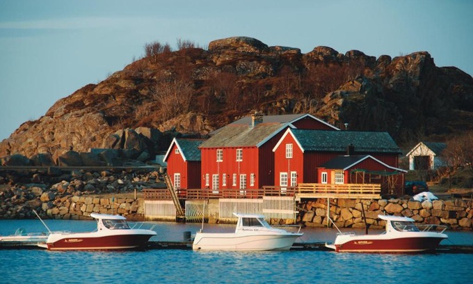 Kabelvag Station Balnéaire | Statsbuene i Kabelvåg