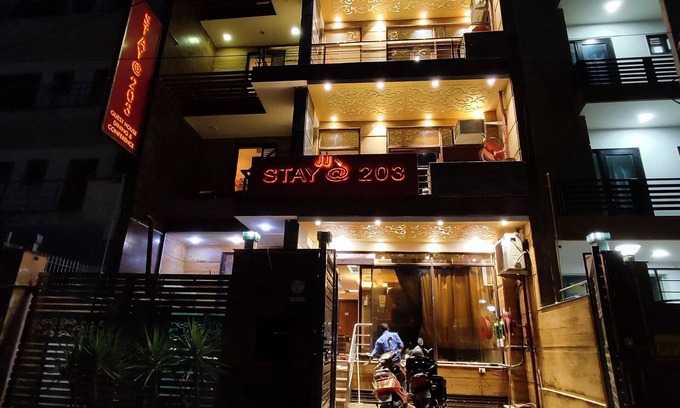 Sector 70 Hôtel | Stay At 203