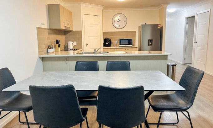 Waterford West Maison | Stay at Chi’s