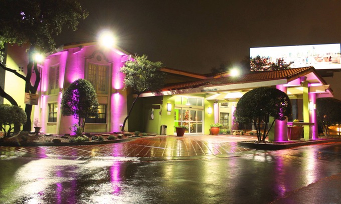 Buckner Terrace - Everglade Park Hôtel | Stay Express Inn Dallas - Fair Park / Downtown