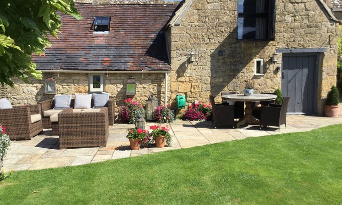 Chipping Campden Maison | Séjournez dans une grange du 15ème siècle à 20 minutes de Stratford on Avon