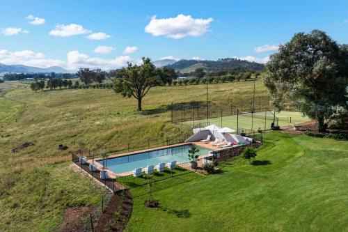 Burrundulla Maison | Stay in Mudgee The Grove, The Church, And Premium Private Homestead