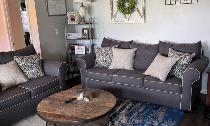 Danville Maison | Stay in the heart of Danville 2