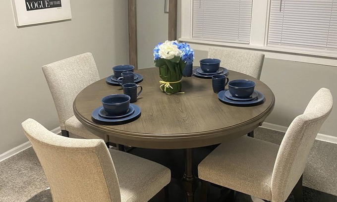Washington Heights Appartement | Stay near family or close to downtown, this loft in Beverly has it all!