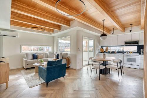 Alberta Arts District Maison | Stay Portland - Alberta Arts-tastic Townhouse - 91 WalkScore