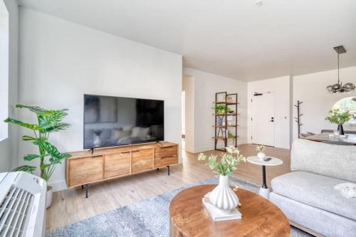 Humboldt Appartement | Stay Portland - Private Floor in Magazine Worthy Humboldt Apt Bldg